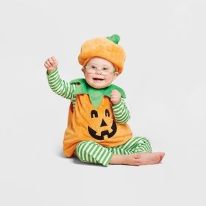 Baby pumpkin costume 0-6 months NWT